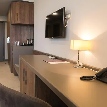Cherno Hotel