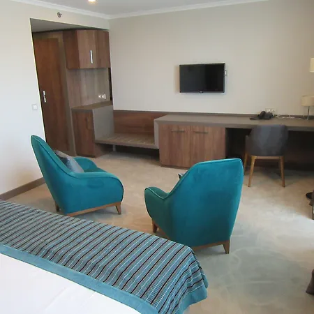 Hotel Cherno Warna