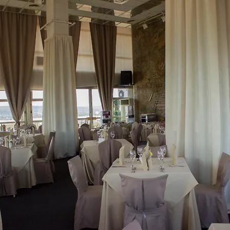 Cherno Otel