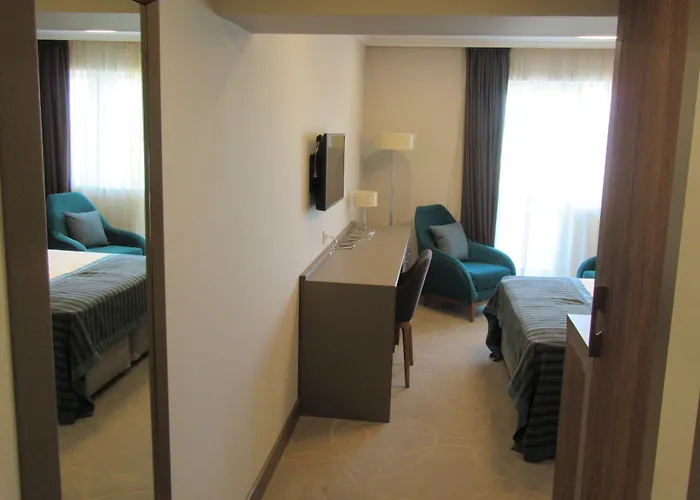 Хотел Cherno 4*